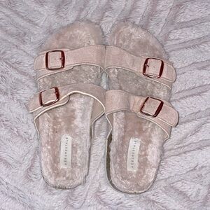 Aeropostale Pink Slides